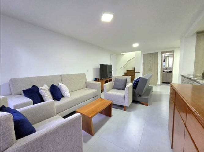 Apartamento de 3 alcobas en venta en El Tesoro, Medellín, 124 m² · foto 4 de 14