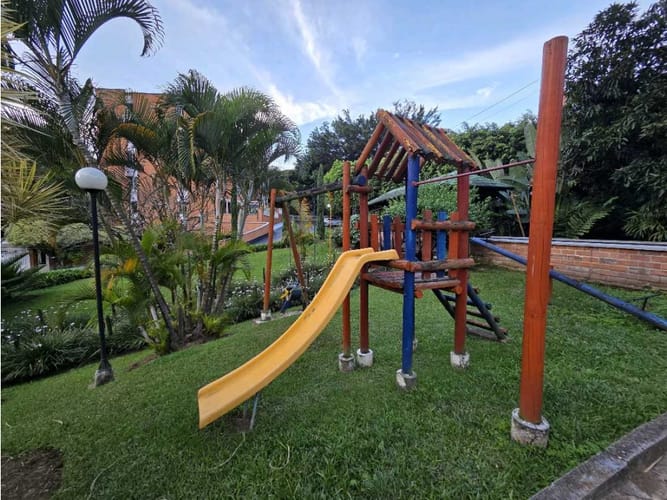 Apartamento de 3 alcobas en venta en El Tesoro, Medellín, 124 m² · foto 14 de 14