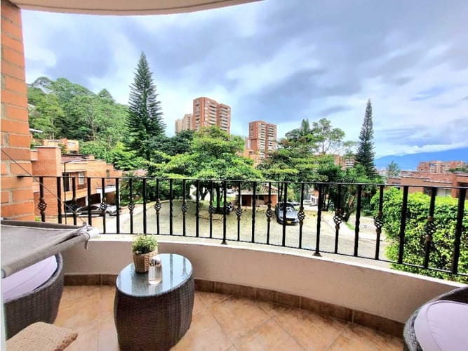 Casa de 4 alcobas en venta en El Tesoro, Medellín, 360 m² · foto 10 de 18