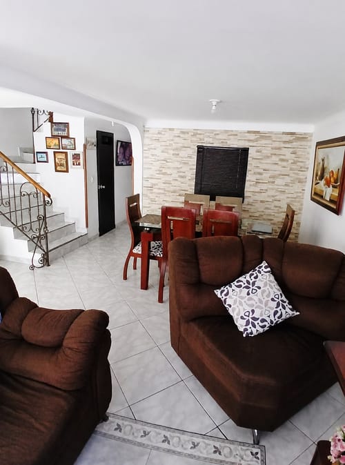Casa de 3 alcobas en venta en Villabel, Floridablanca, 115 m² · foto 2 de 11