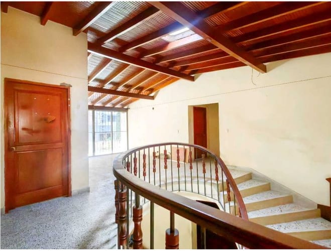 Casa de 5 alcobas en venta en Laureles, Medellín, 297 m² · foto 8 de 18