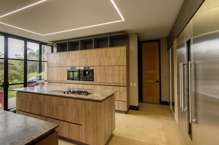 Casa de 4 alcobas en venta en Vía Las Palmas, Envigado · foto 10 de 24
