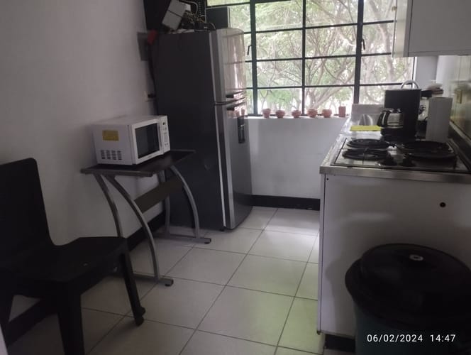 Apartamento de 5 alcobas en venta en Laureles, Medellín, 139 m² · foto 5 de 18