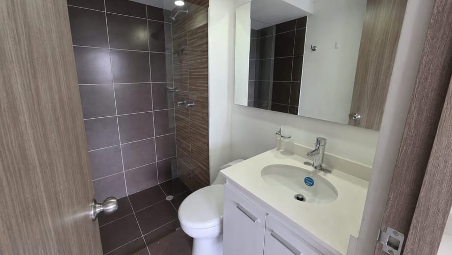 Apartamento de 2 alcobas en venta en Las Brisas, La Estrella, 52 m² · foto 11 de 12