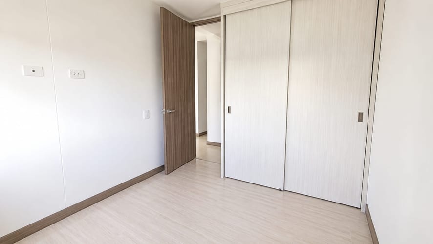 Apartamento de 2 alcobas en venta en Las Brisas, La Estrella, 52 m² · foto 4 de 12