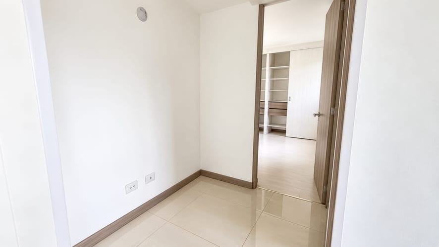 Apartamento de 2 alcobas en venta en Las Brisas, La Estrella, 52 m² · foto 10 de 12