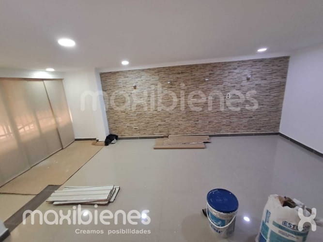 Casa de 2 alcobas en arriendo en Los Colores, Medellín, 90 m² · foto 3 de 15