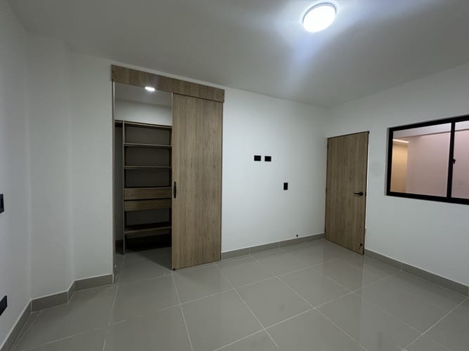 Apartamento de 2 alcobas en arriendo en Las Casitas, Envigado, 65 m² · foto 17 de 19