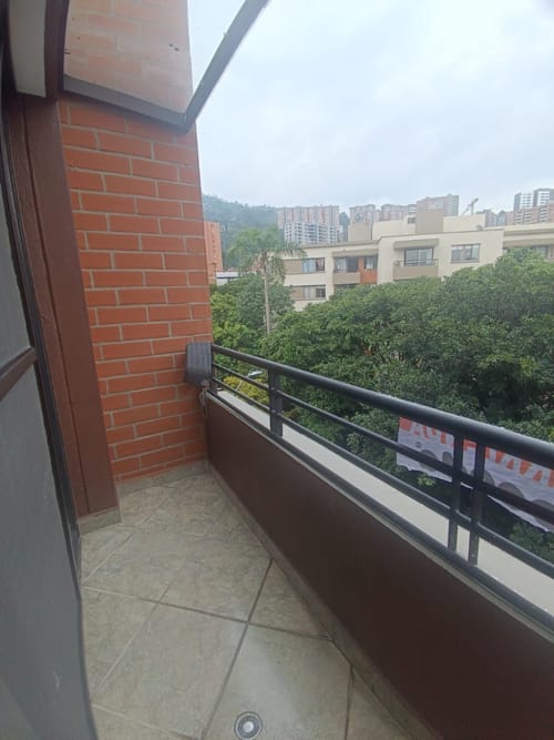 Apartamento de 3 alcobas en venta en El Trianon, Itagüí, 135 m² · foto 3 de 24