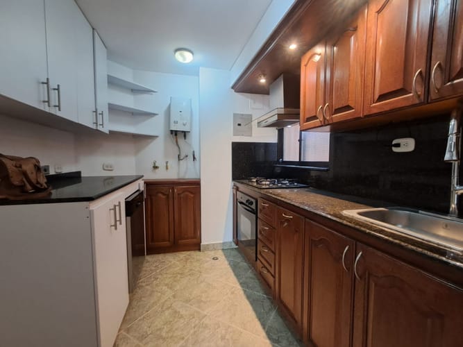 Apartamento de 3 alcobas en venta en El Trianon, Itagüí, 135 m² · foto 5 de 24