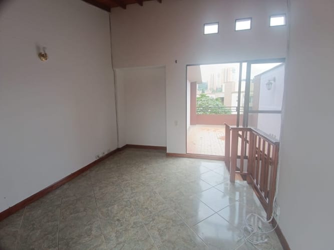 Apartamento de 3 alcobas en venta en El Trianon, Itagüí, 135 m² · foto 6 de 24