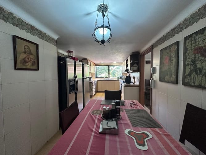 Apartamento de 4 alcobas en venta en El Poblado, Medellín, 242 m² · foto 7 de 19