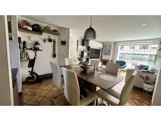Apartamento de 2 alcobas en venta en Santa Paula, Bogotá, 63 m² · foto 2 de 10