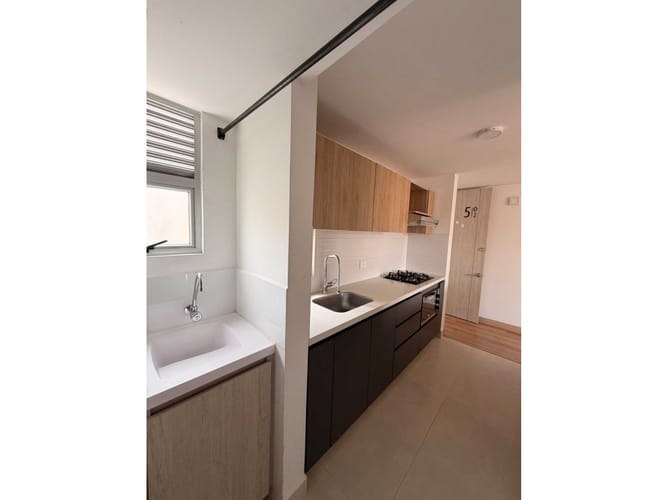 Apartamento de 2 alcobas en arriendo en Calahorra, Cajicá, 76 m² · foto 3 de 18