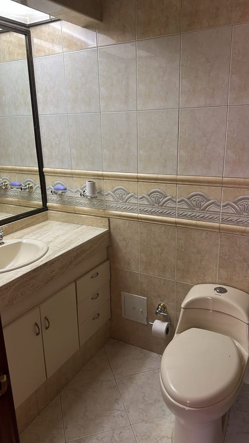 Apartamento de 3 alcobas en venta en Niza, Bogotá, 104 m² · foto 21 de 24