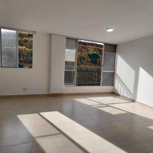 Apartamento de 2 alcobas en arriendo en Zona Industrial, Yumbo, 52 m² · foto 8 de 24