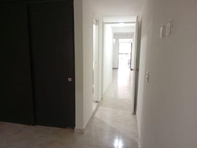 Apartamento de 2 alcobas en arriendo en Las Violetas, Medellín, 51 m² · foto 7 de 12
