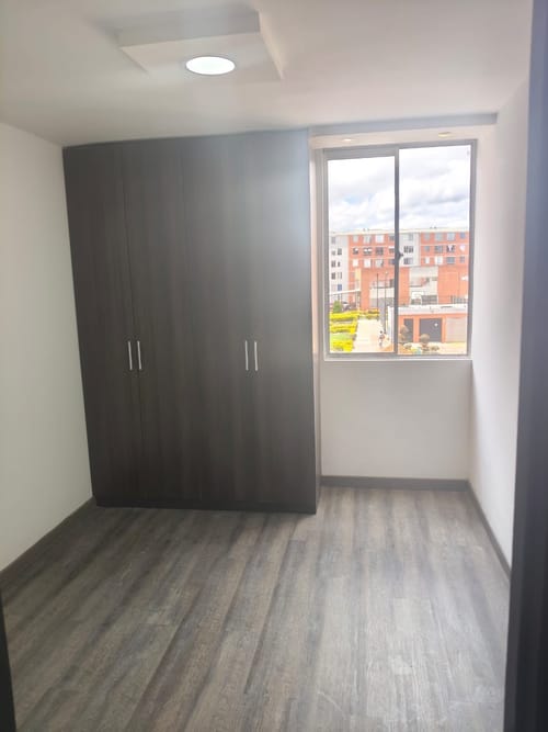 Apartamento de 3 alcobas en venta en San Luis, Soacha, 50 m² · foto 10 de 17