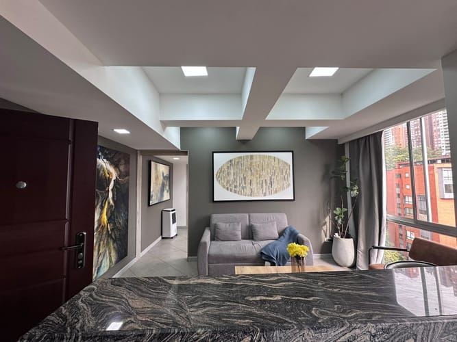 Apartamento de 2 alcobas en arriendo en El Poblado, Medellín, 63 m² · foto 6 de 19