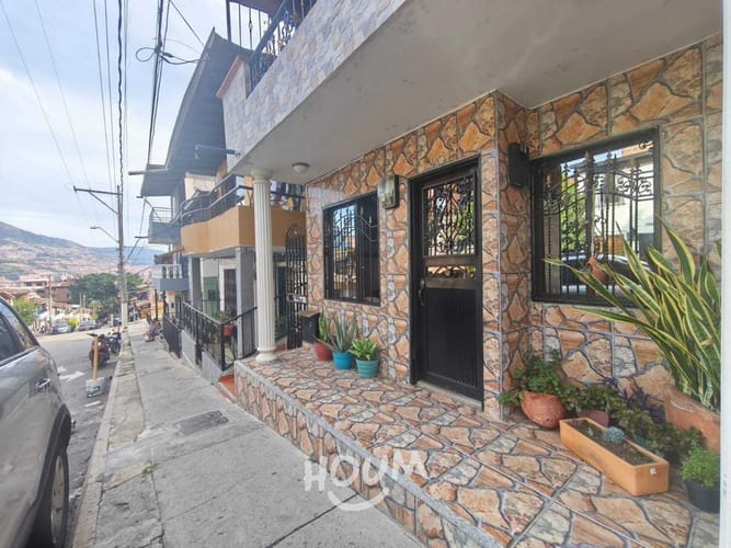 Apartamento de 3 alcobas en venta en San Gabriel, Bello, 57 m² · foto 2 de 10