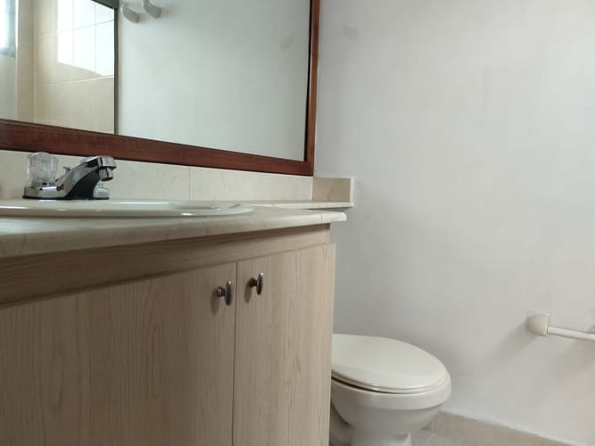 Apartamento de 3 alcobas en arriendo en El Poblado, Medellín, 117 m² · foto 17 de 17