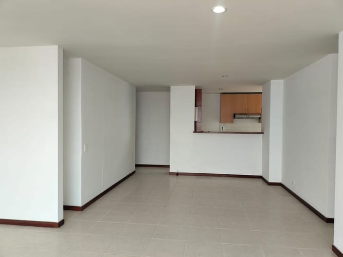 Apartamento de 3 alcobas en arriendo en El Poblado, Medellín, 117 m² · foto 9 de 17