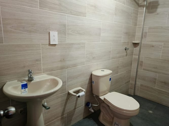 Apartamento de 2 alcobas en arriendo en Cabañas, Bello, 63 m² · foto 11 de 12