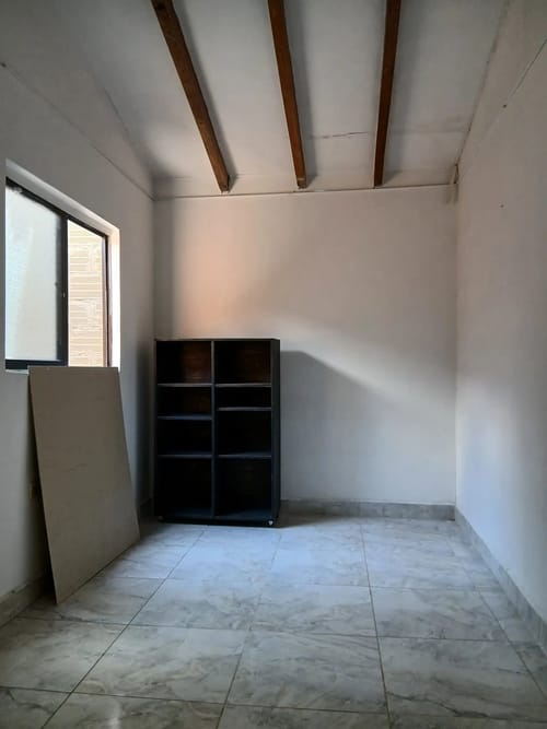 Apartamento de 4 alcobas en arriendo en Santa Teresita, Medellín, 70 m² · foto 3 de 10