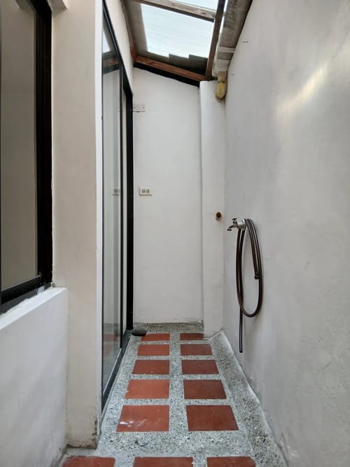 Apartamento de 4 alcobas en arriendo en Santa Teresita, Medellín, 70 m² · foto 9 de 10