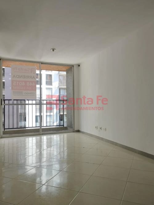 Apartamento de 3 alcobas en arriendo en La Hondonada, Medellín, 50 m² · foto 3 de 10