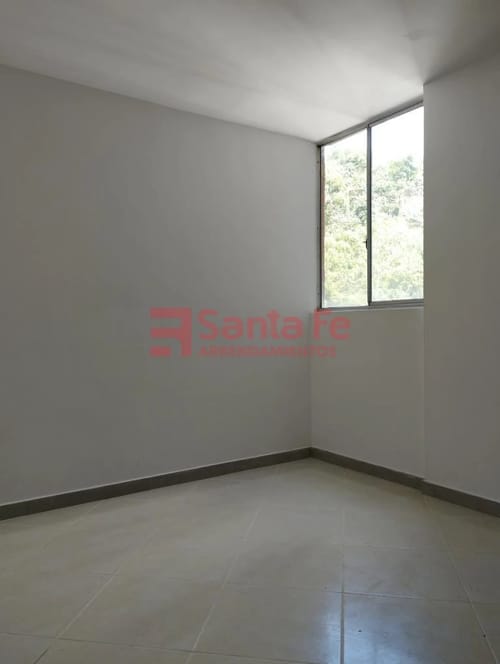 Apartamento de 3 alcobas en arriendo en La Hondonada, Medellín, 50 m² · foto 9 de 10