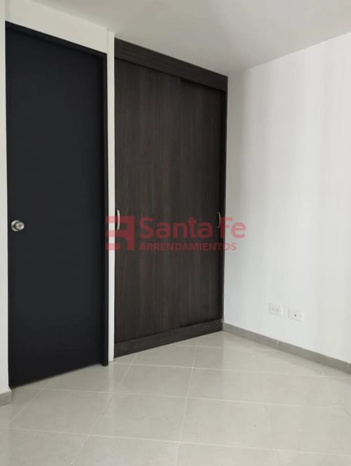 Apartamento de 3 alcobas en arriendo en La Hondonada, Medellín, 50 m² · foto 10 de 10