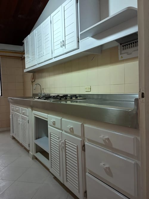 Apartamento de 3 alcobas en venta en La America, Medellín, 91 m² · foto 9 de 10