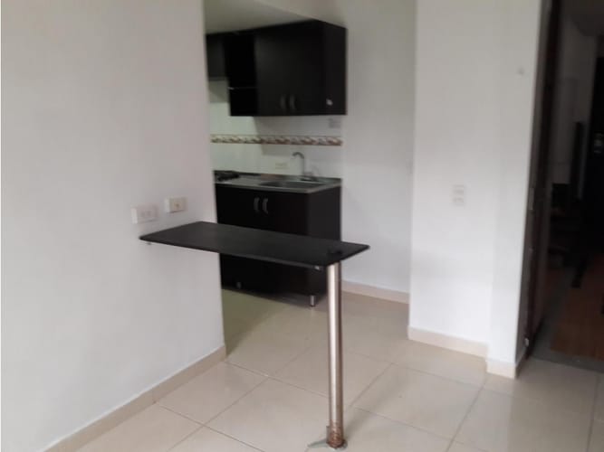 Apartamento de 2 alcobas en venta en Villas Del Sol, Bello, 37 m² · foto 4 de 10