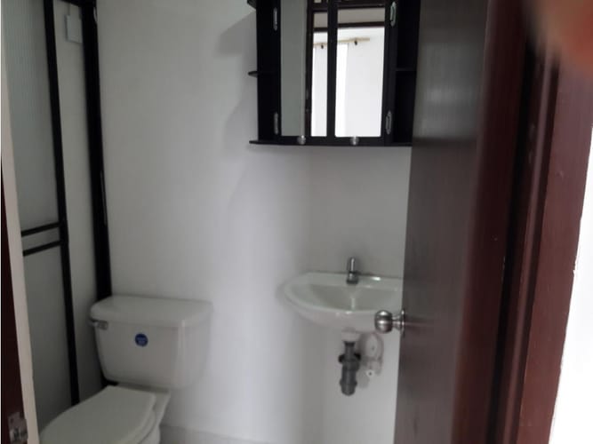 Apartamento de 2 alcobas en venta en Villas Del Sol, Bello, 37 m² · foto 10 de 10