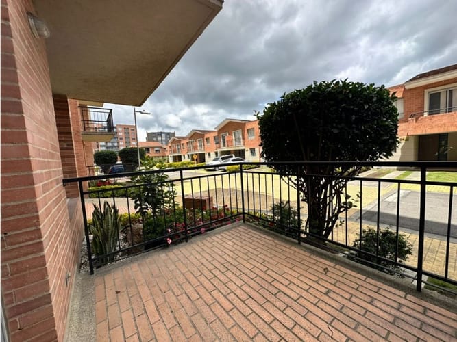 Apartamento de 3 alcobas en venta en Hacienda Alcala De Prodesa, Mosquera, 84 m² · foto 2 de 17