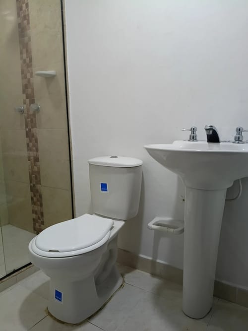 Apartamento de 4 alcobas en arriendo en Cucaracho, Medellín, 90 m² · foto 9 de 10