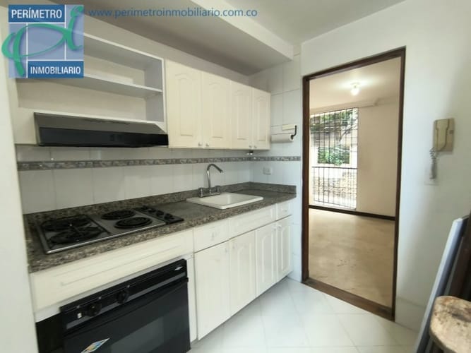 Apartamento de 2 alcobas en venta en Astorga, Medellín, 92 m² · foto 4 de 16