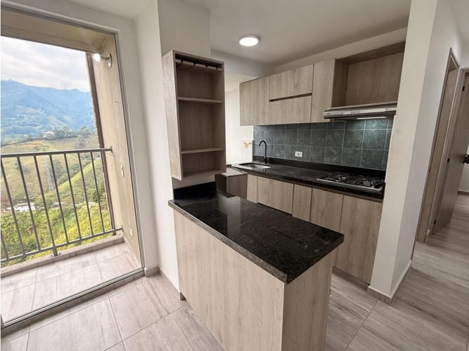Apartment for rent in Loma de San Jose, Sabaneta