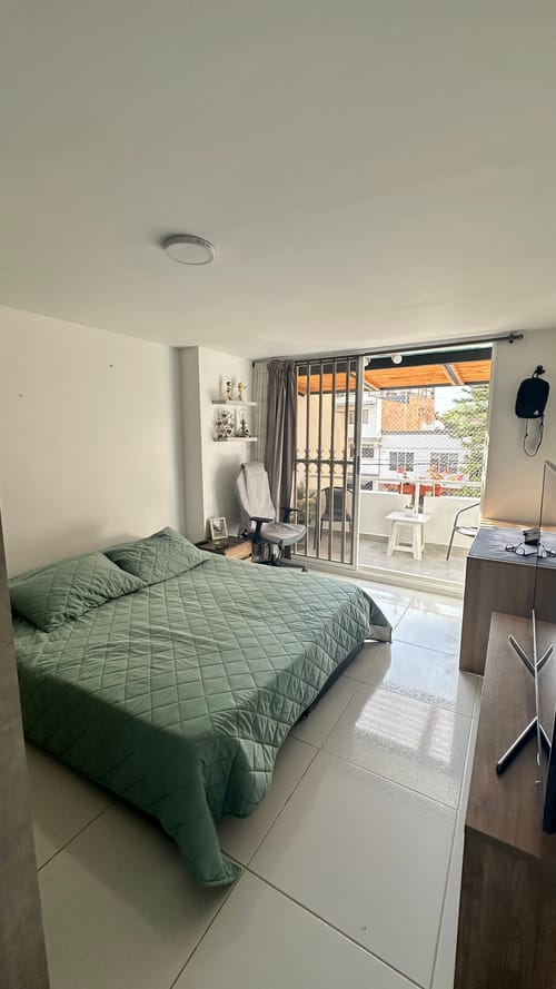 Apartamento de 2 alcobas en venta en Bolivariana, Medellín, 88 m² · foto 4 de 8