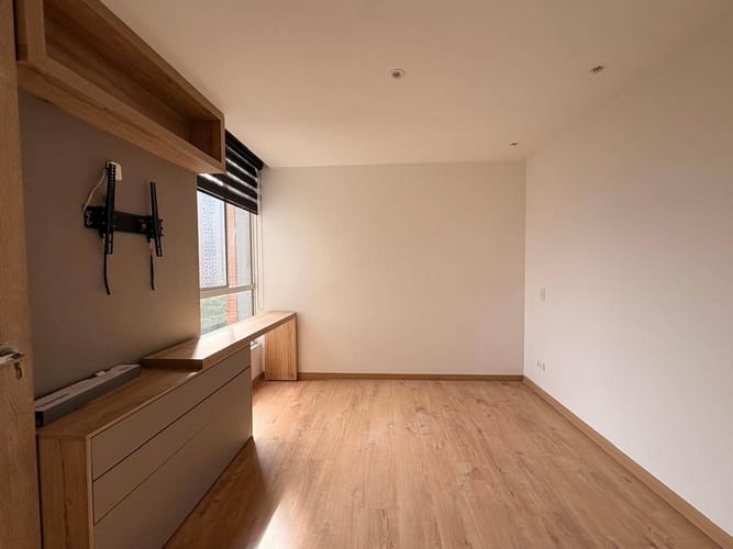 Apartamento de 3 alcobas en arriendo en Tres Esquinas, Sabaneta, 75 m² · foto 11 de 16