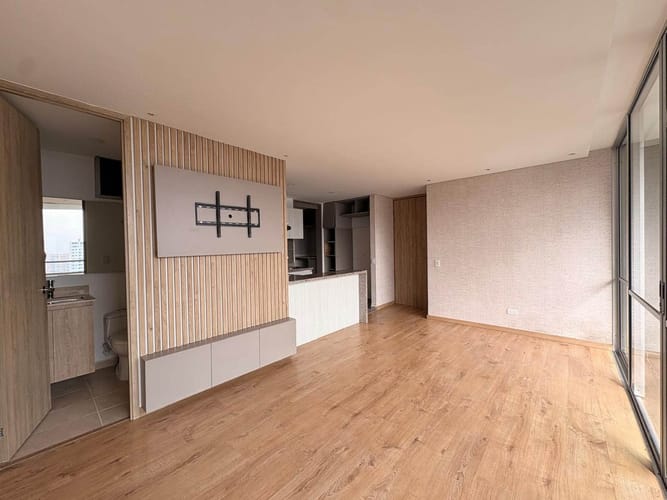 Apartamento de 3 alcobas en arriendo en Tres Esquinas, Sabaneta, 75 m² · foto 8 de 16