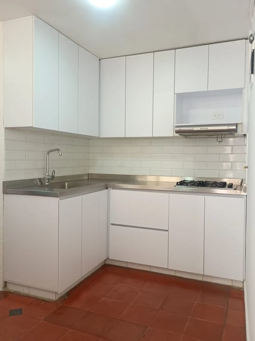 Apartamento de 3 alcobas en arriendo en Lorena, Medellín, 95 m² · foto 4 de 10