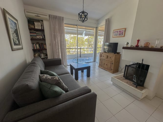 Apartamento en venta de 2 dormitorios en Punta del Este