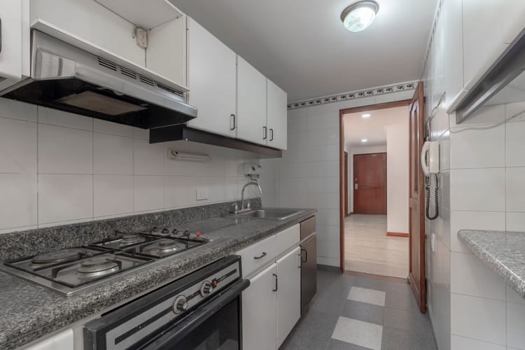 Apartamento de 2 alcobas en venta en Molinos Norte, Bogotá, 95 m² · foto 7 de 18
