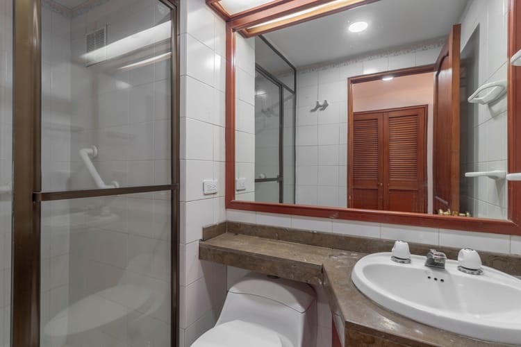 Apartamento de 2 alcobas en venta en Molinos Norte, Bogotá, 95 m² · foto 14 de 18