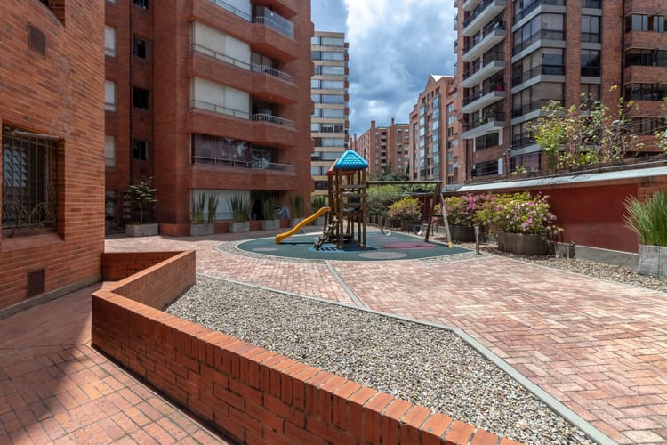 Apartamento de 2 alcobas en venta en Molinos Norte, Bogotá, 95 m² · foto 16 de 18