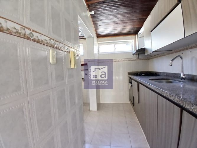 Apartamento de 3 alcobas en arriendo en Estoraques I Y Ii, Bucaramanga, 70 m² · foto 4 de 13