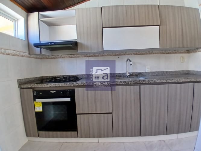 Apartamento de 3 alcobas en arriendo en Estoraques I Y Ii, Bucaramanga, 70 m² · foto 5 de 13