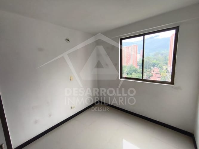Apartamento de 3 alcobas en arriendo en Loma De La Doctora, Sabaneta, 72 m² · foto 6 de 8